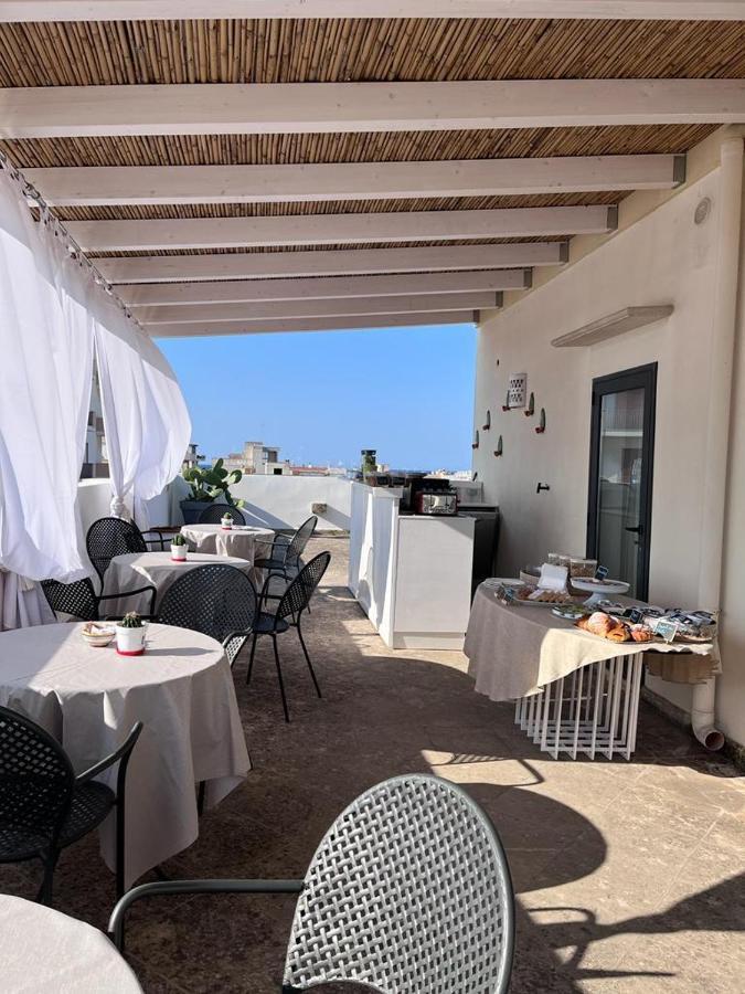 Palazzo Angelelli Bed & Breakfast Gallipoli Exterior photo
