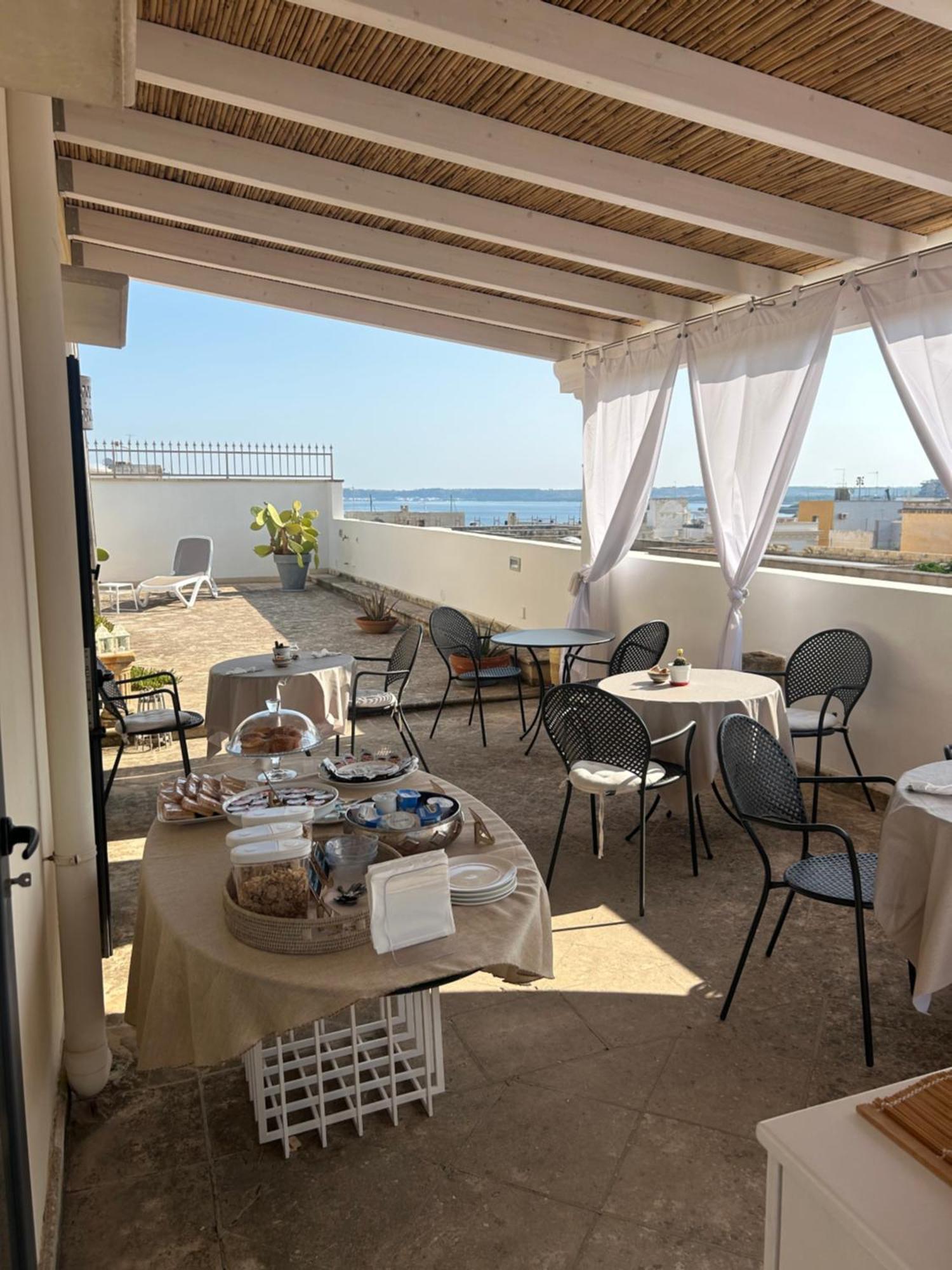 Palazzo Angelelli Bed & Breakfast Gallipoli Exterior photo